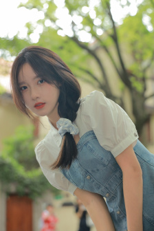 撑开乖女H